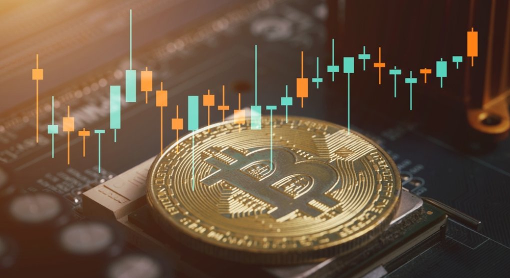 Bitcoin se dostal nad 1,3 milionu korun. Jeho cena je nejvýše od konce roku 2021