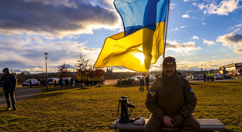 Euforie z pomoci Ukrajině vyprchala. Místo miliard od dárců teď neziskovky musejí spoléhat na stát nebo OSN