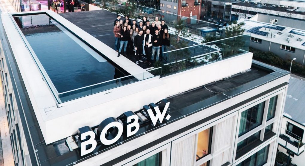 Konkurence pro Airbnb a Booking: Startup Bob W dobývá s krátkodobými pronájmy Evropu