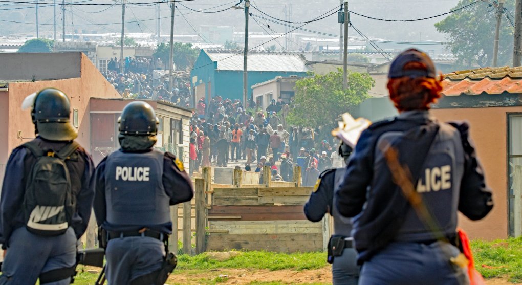Gangy, vraždy, korupce. Z kdysi vzkvétající Jižní Afriky se stal symbol afrického rozvratu