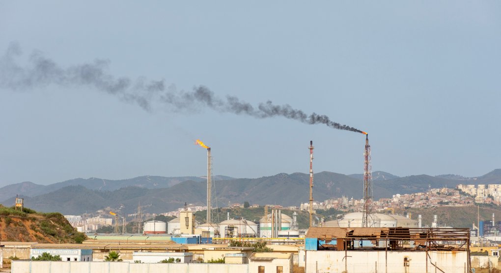 Další špatná zpráva pro Evropu. Alžírsko vydírá EU plynem a uprchlíky