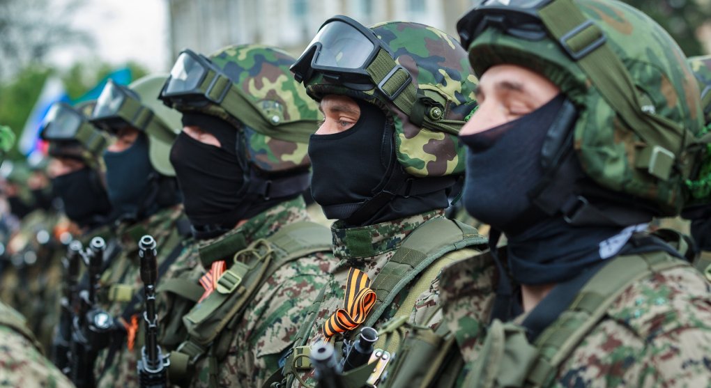 Ruská armáda má problém. Chybějí vojáci i důstojníci, nábor za peníze nezabírá