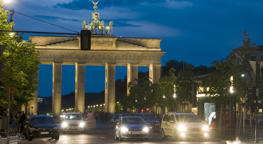 Berlín bez aut. Klíčové téma před volbami