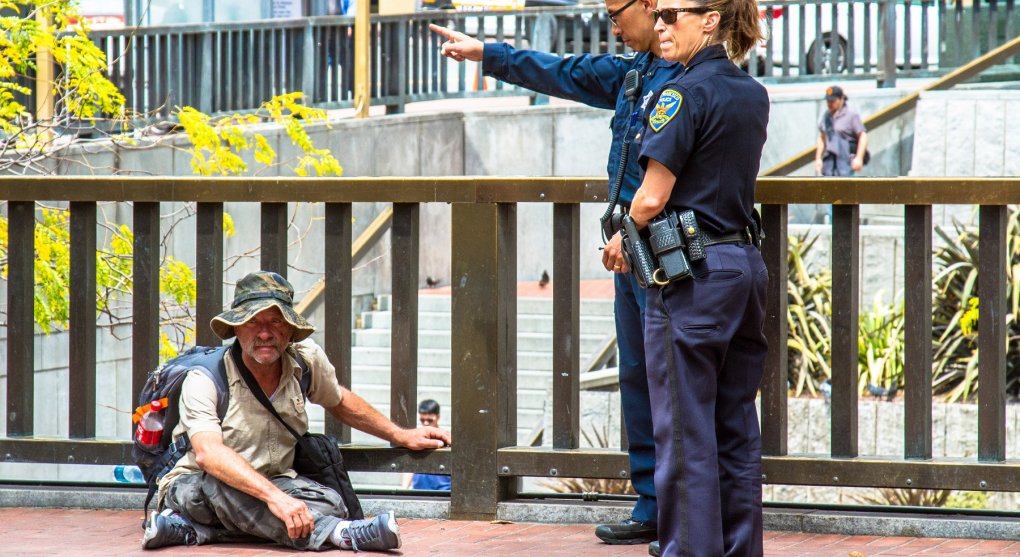 Pět set dolarů pro bezdomovce. Experiment v San Francisku má pokračovat