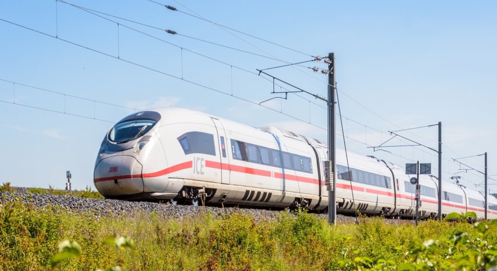 Německou železnici od středy ochromí stávka strojvedoucích, ovlivní i Česko