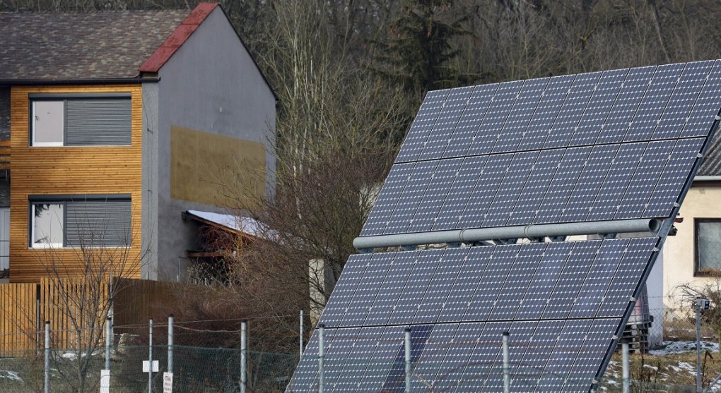 Ambice nové vlády: solární elektrárny na sto tisících střech