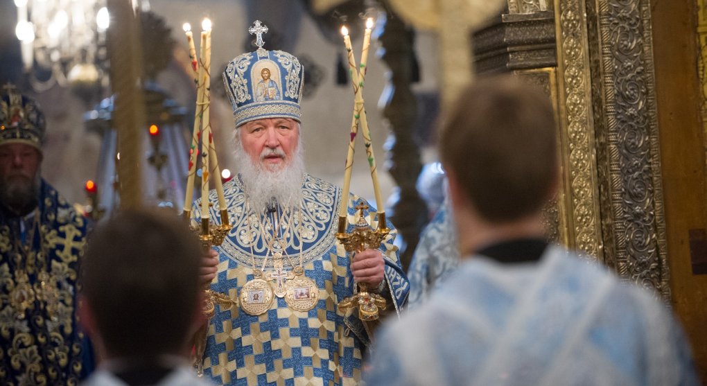 Věrný Putinův sluha. Patriarcha Kirill chválí ruská zvěrstva na Ukrajině