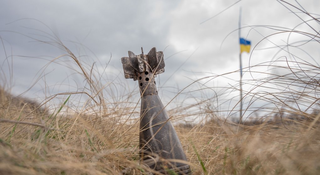 Rusové vytvořili největší minové pole na světě. Ukrajinští ženisté mají respekt