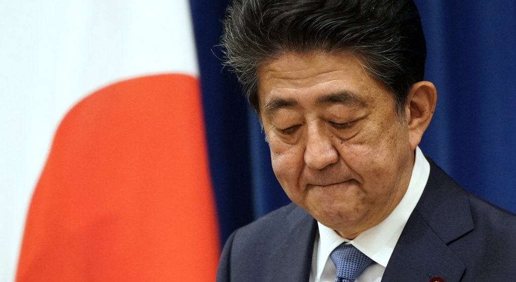 Covid, Korea, ekonomika: co čeká nového japonského premiéra
