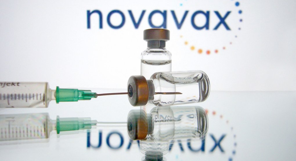Schválení nové proteinové vakcíny do několika týdnů, potvrdil úřad