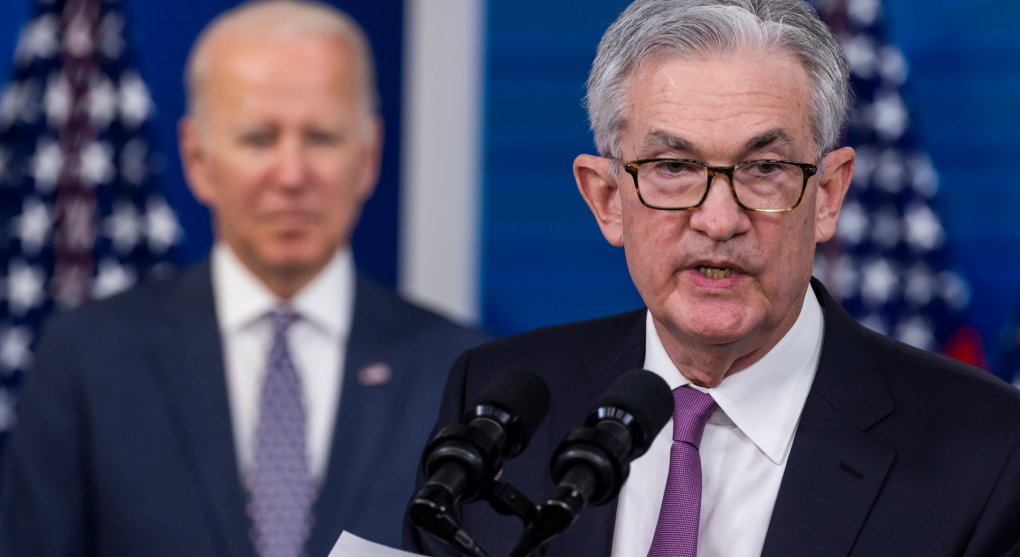 V čele Fedu zůstane Powell. Biden tím riskuje hněv progresivistů