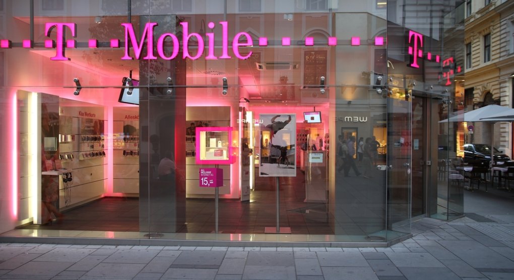 T-Mobilu loni klesl provozní zisk o devět procent na 11,3 miliardy korun