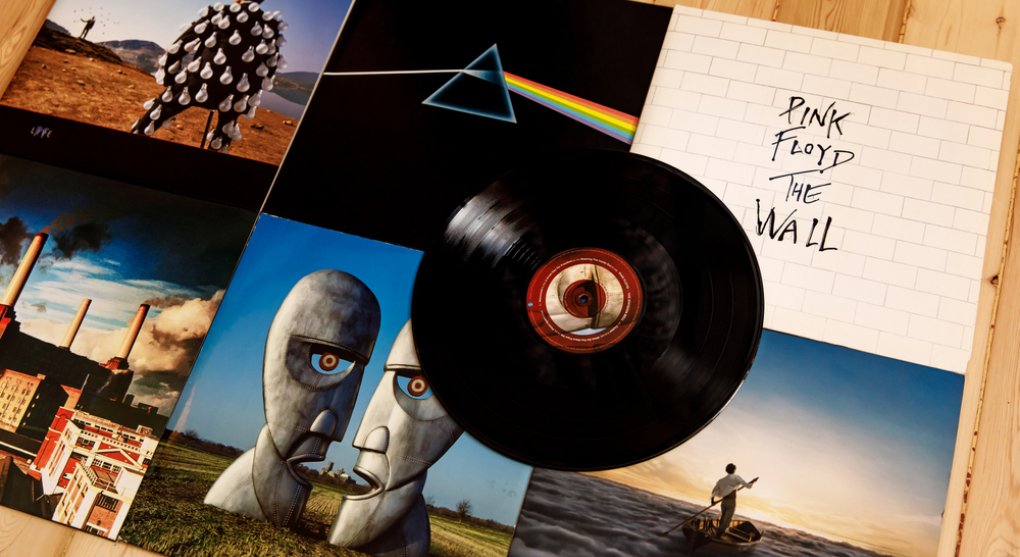 Pink Floyd a umělá inteligence umějí hrát na nervy. Doslova