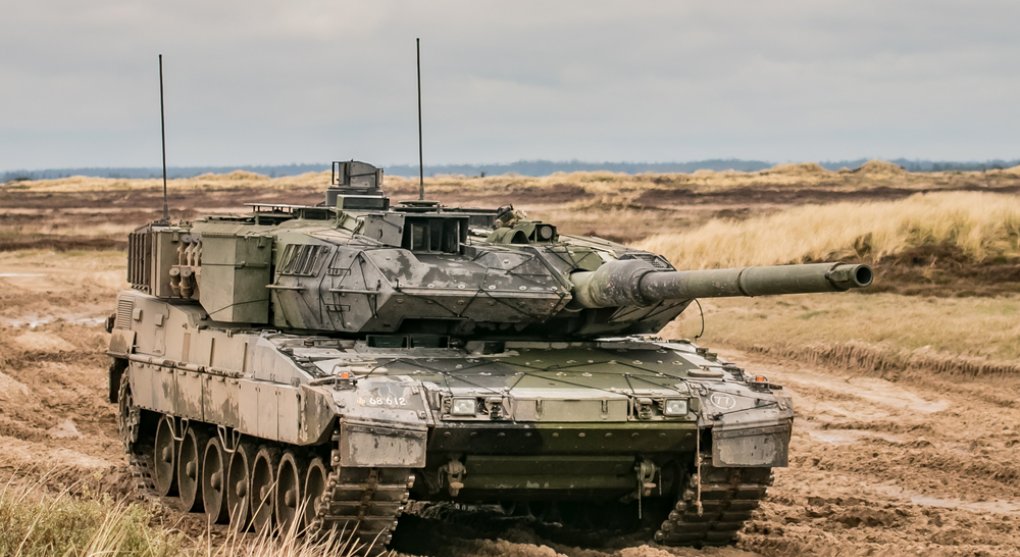 Když leopardi vrčí a pumy předou: německé firmy se přou o autorství tanku
