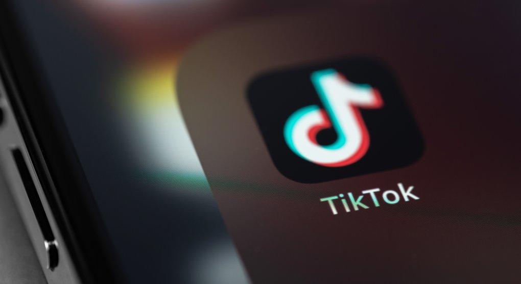 Kolik berou influenceři na TikToku? Čínská aplikace zavádí platby, aby se vyhnula zákazu v USA
