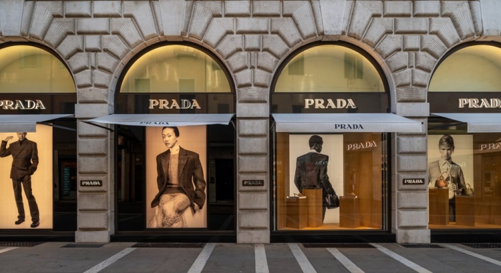 Majitel firmy Chanel má zájem o převzetí módního domu Prada
