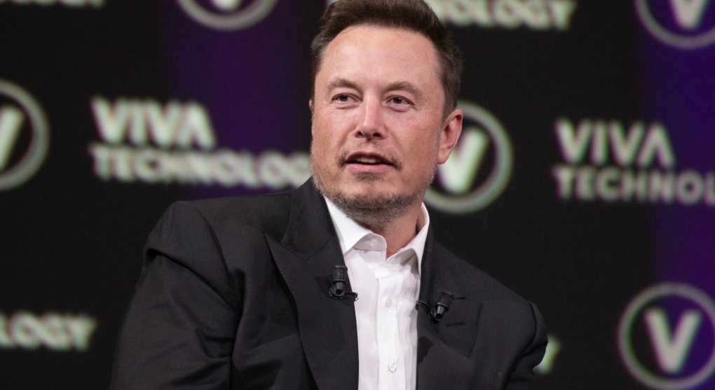Elon Musk v ráži: inkluze prý ohrožuje bezpečnost létání