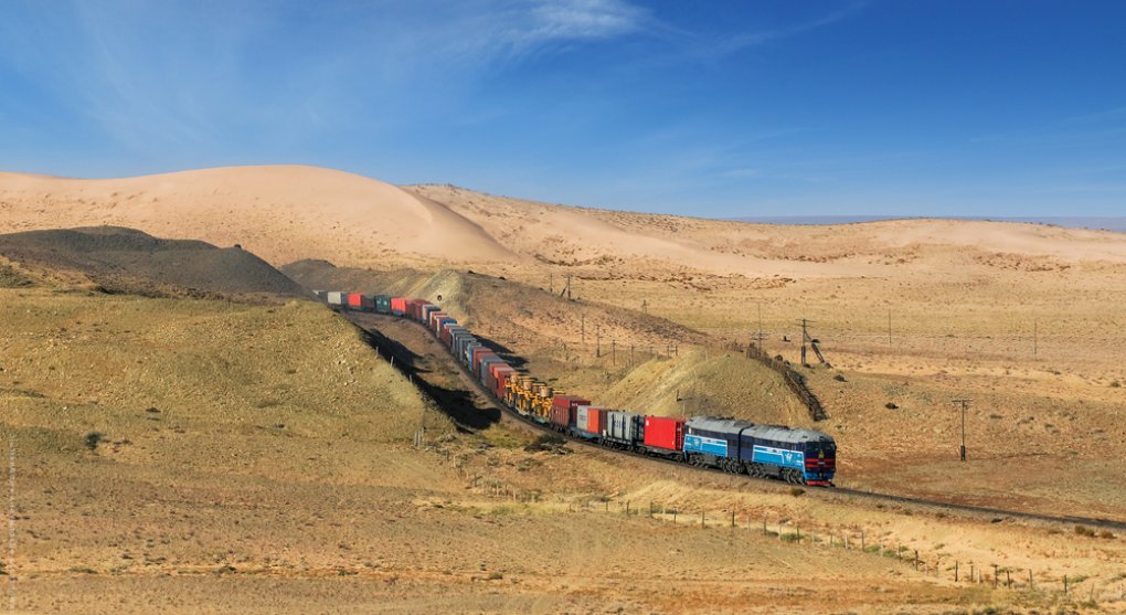 Peking se překvapivě vzdal železnice do Střední Asie