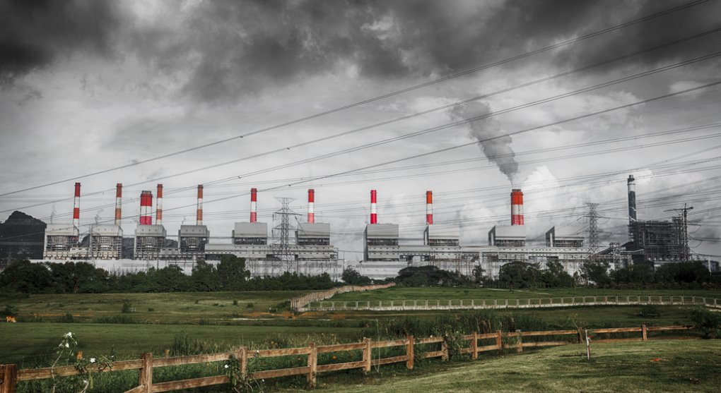 Čína se vrací k uhlí. Obnovitelné zdroje nestačí pokrýt růst spotřeby energie