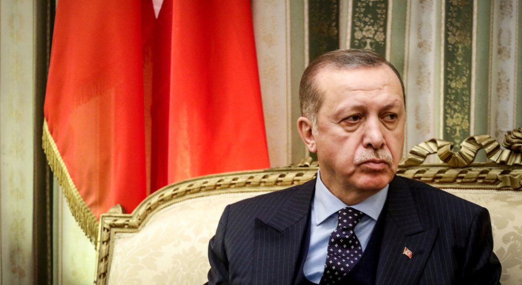 Komentář: Smlouvání jako na bazaru. Co chce Erdoğan za souhlas s rozšířením NATO?