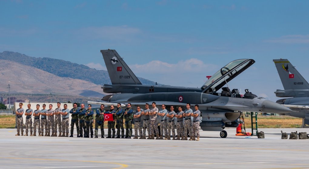 Rozkol v NATO: Turci chtějí po Američanech moderní stíhačky F-35