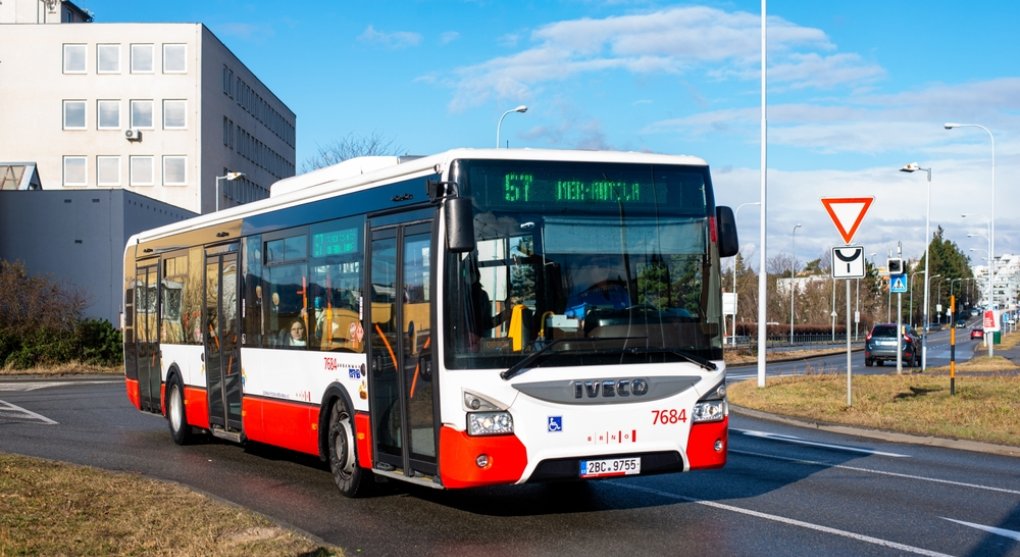 Autobusy pro Afriku: Iveco Group dodá 410 autobusů na Pobřeží slonoviny
