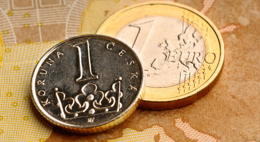 Úroveň debaty o euru je bídná. Místo argumentů ji opanovaly emoce a polopravdy