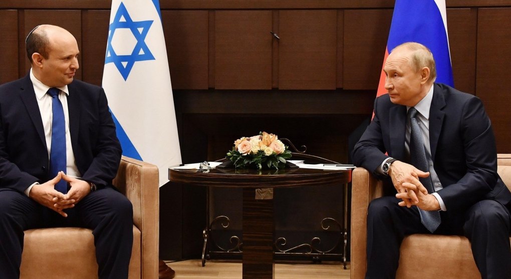 Izrael a „nacisté na Ukrajině“. Židovský stát balancuje mezi přízní Kremlu a Kyjeva