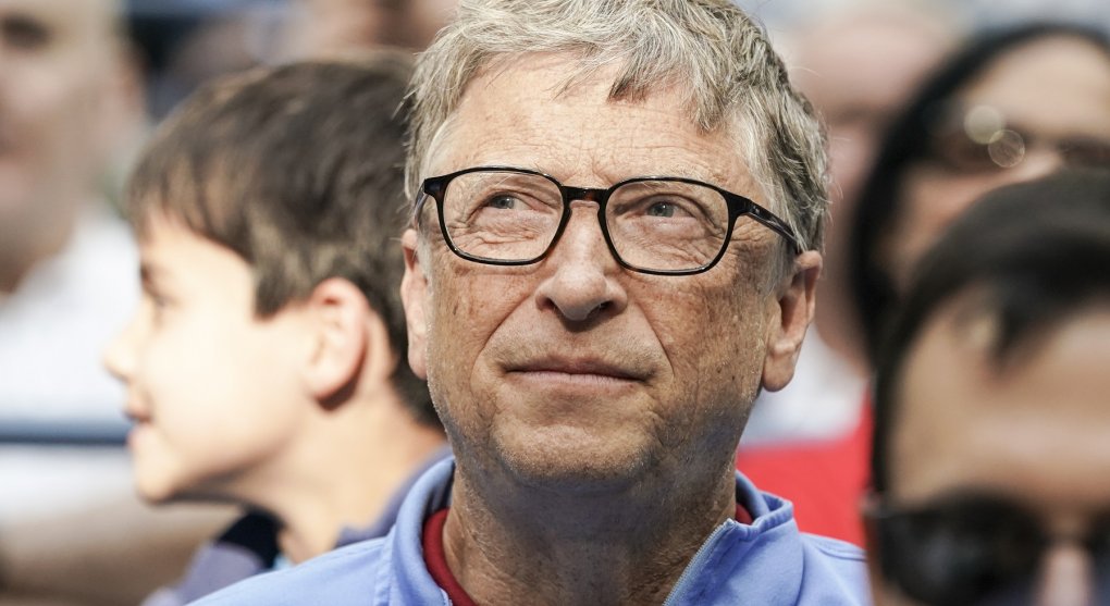 Poselství z Davosu: jak umělá inteligence podle Billa Gatese změní do pěti let svět